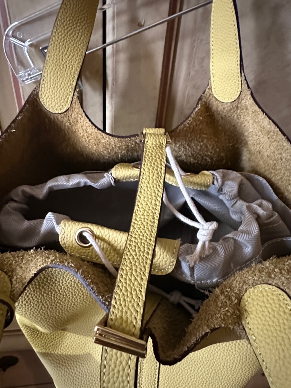 Yellow Pebbled Leather Tote Bag/Purse- Stylish Everyday Carry - Picture 2 of 3